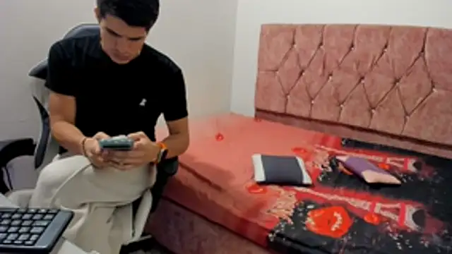 chick angel online show from May 30, 4:54 am