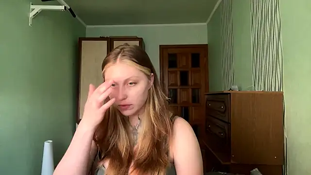 DeannaDorton online show from May 12, 3:15 am