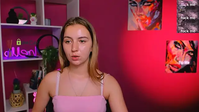 lina moone online show from May 8, 2:42 pm