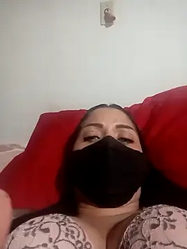 anita0123 online show from April 24, 9:39 pm