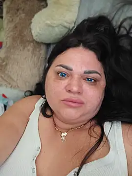 -CUTE-EVVIL- online show from May 26, 8:02 am