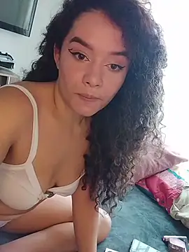 CanelaSkinxxx online show from April 25, 1:41 pm