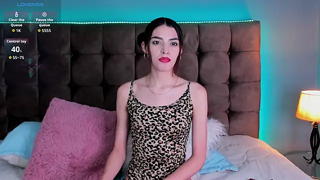 Veronica Black18 online show from May 30, 9:33 pm