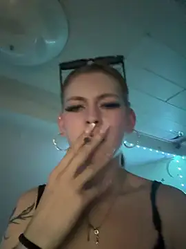 Lina-420 online show from June 1, 7:59 pm
