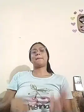 zoehot07 online show from April 28, 6:50 am