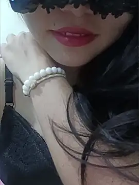 silkyhairs online show from July 6, 5:26 pm