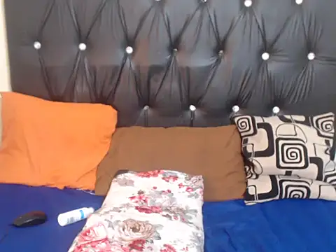 QueensBettyX96 online show from May 6, 12:42 pm