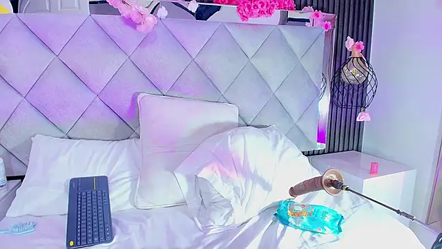 Sara Chanel  online show from June 7, 10:11 am