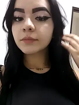 Ema Isabella online show from May 6, 7:40 pm