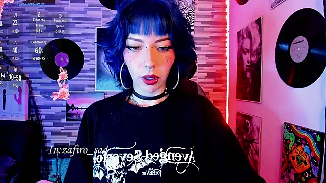 BlueElyxra online show from May 7, 3:33 am