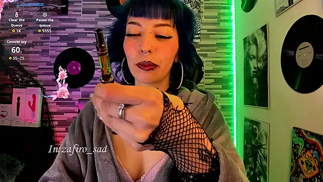 BlueElyxra online show from May 9, 4:25 am