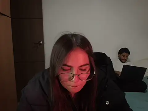 abbyyandmaxx online show from May 8, 12:25 am