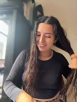 Alix Rousses20 online show from May 13, 4:02 pm
