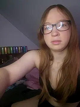 Freaky-Doll online show from June 8, 8:19 pm