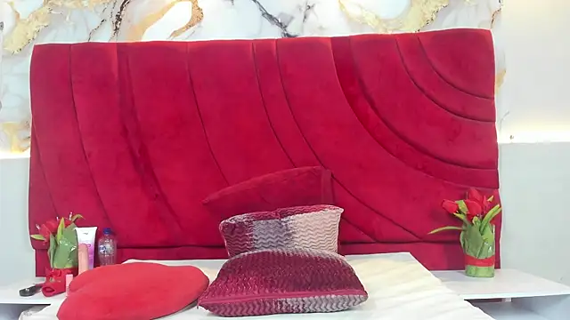 Serena Velvett online show from May 28, 1:58 am