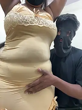 MUSKANHOTCOUPLE online show from June 11, 5:48 am