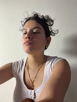 Miasecret18 online show from May 21, 4:43 am