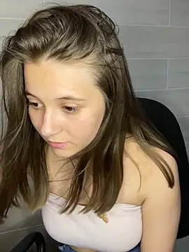 Blossom Emily online show from July 1, 3:33 pm