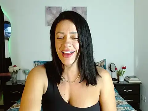 Obsidianlove1 online show from May 31, 5:24 am