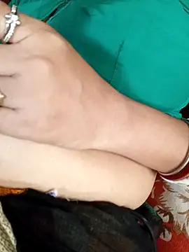minadixit17 online show from May 25, 8:02 am