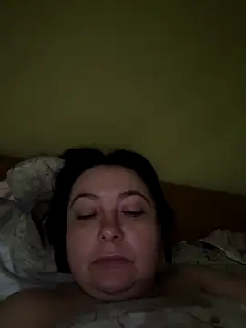 EmmaEmmy40 online show from May 5, 7:28 pm
