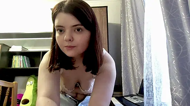 RebelDesiree online show from May 6, 12:42 pm