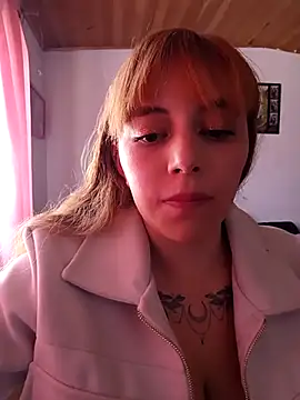 Isabella  Risky online show from May 6, 7:29 pm