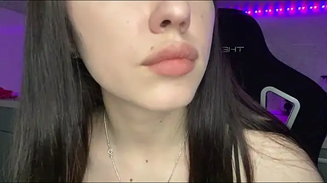 WarmDreams online show from May 26, 5:23 pm