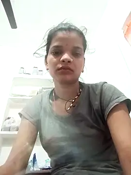 Student garl 1 online show from May 5, 6:00 pm
