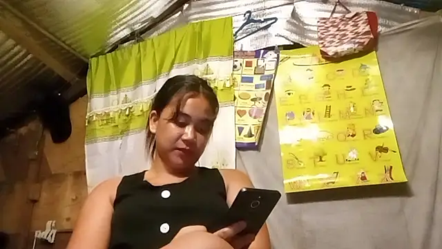 renamariz1 online show from July 18, 2:41 pm