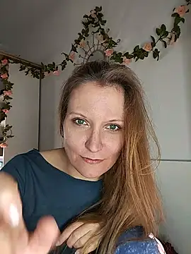Candy Cougar online show from May 13, 7:14 am