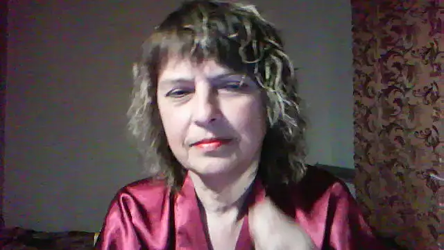ElizabethGorden online show from May 5, 6:00 pm