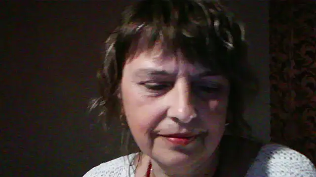 ElizabethGorden online show from May 7, 6:33 pm