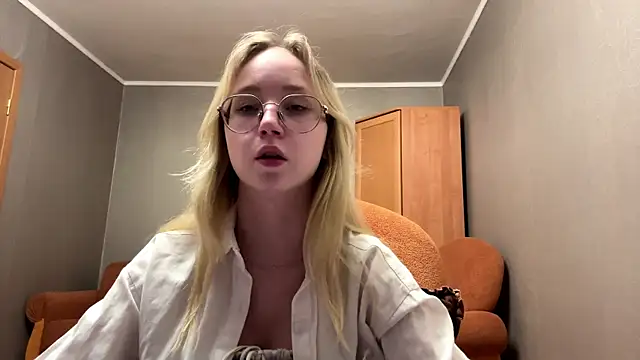 MableBelnap online show from May 7, 6:44 pm
