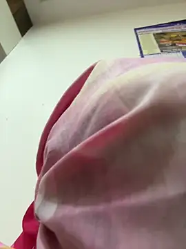 hot avni online show from May 12, 8:55 am