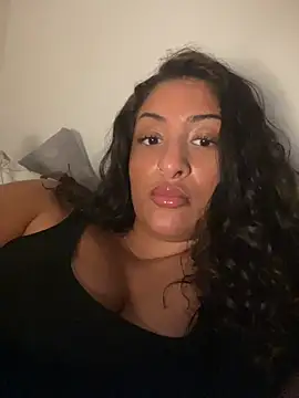 juicyprincess66 online show from May 5, 6:11 pm