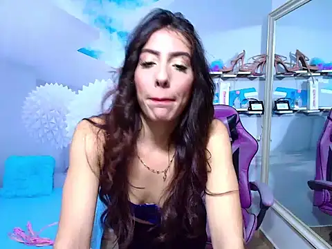 AMBEL-ROSE online show from May 9, 3:30 am