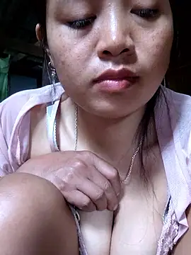 Tryphena online show from May 6, 2:37 am