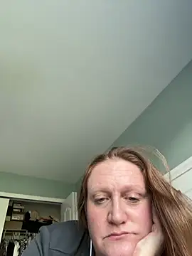 Kellilyn10 online show from May 25, 11:15 pm