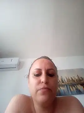 Sanela290590 online show from May 9, 4:42 pm