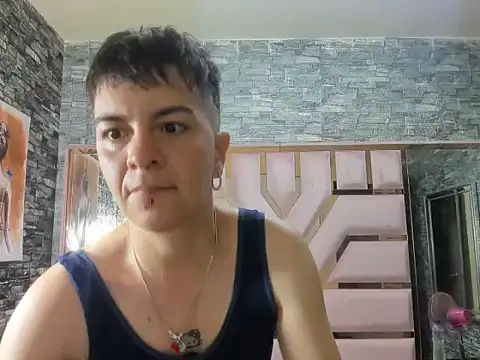 Hanna Hott11 online show from May 24, 2:10 am