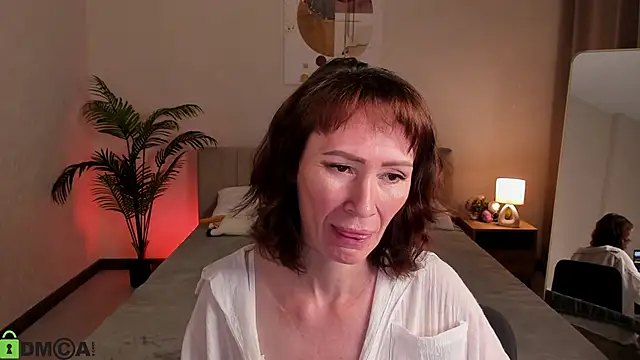 gracekellyyy online show from June 11, 4:09 am