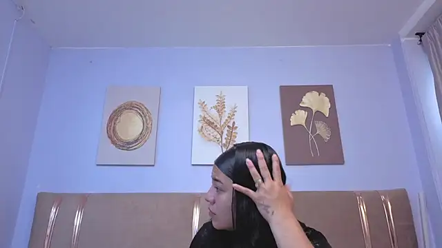 SofiaMartiinez online show from May 25, 12:37 pm