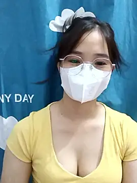 -Hena- online show from June 3, 2:33 pm
