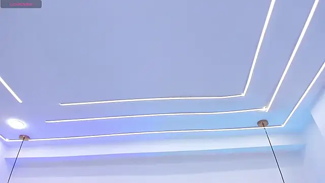 bella lanna online show from June 24, 7:18 am