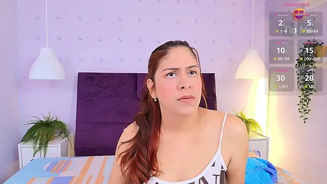 Sirenyrouss online show from June 8, 2:12 am