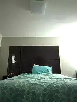 Koala6963 online show from May 10, 3:41 am