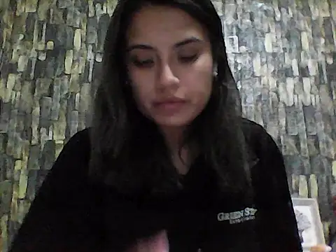 BabyCinnamon1 online show from June 20, 5:00 am