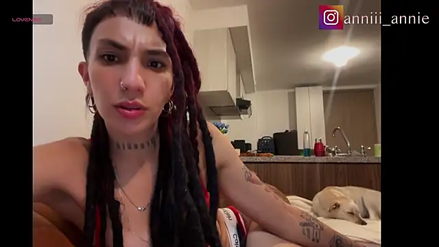 niah 11 online show from June 1, 11:16 pm