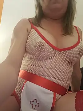 LouanaxXxx online show from May 26, 8:52 pm
